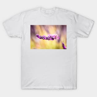 Detailed view of lavender T-Shirt